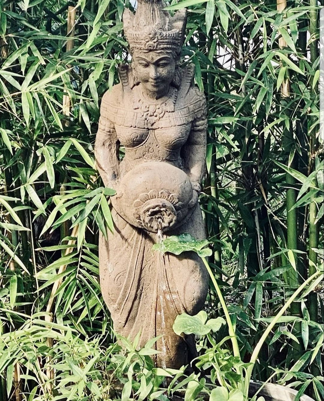 Waterfeatures and Statues