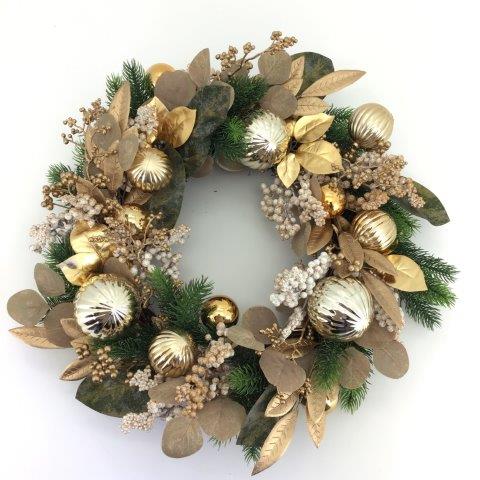 Gold Bauble Wreath 55 cm