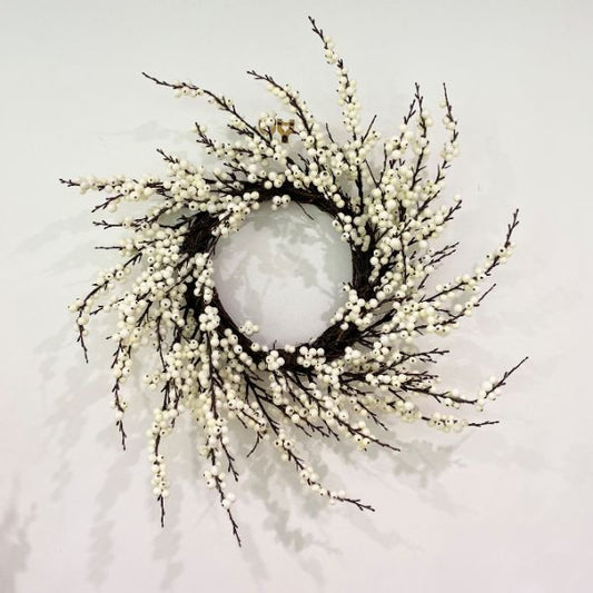 Lucia White Berry Wreath