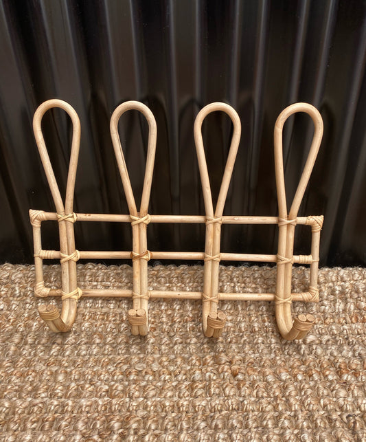 Rattan Hanger