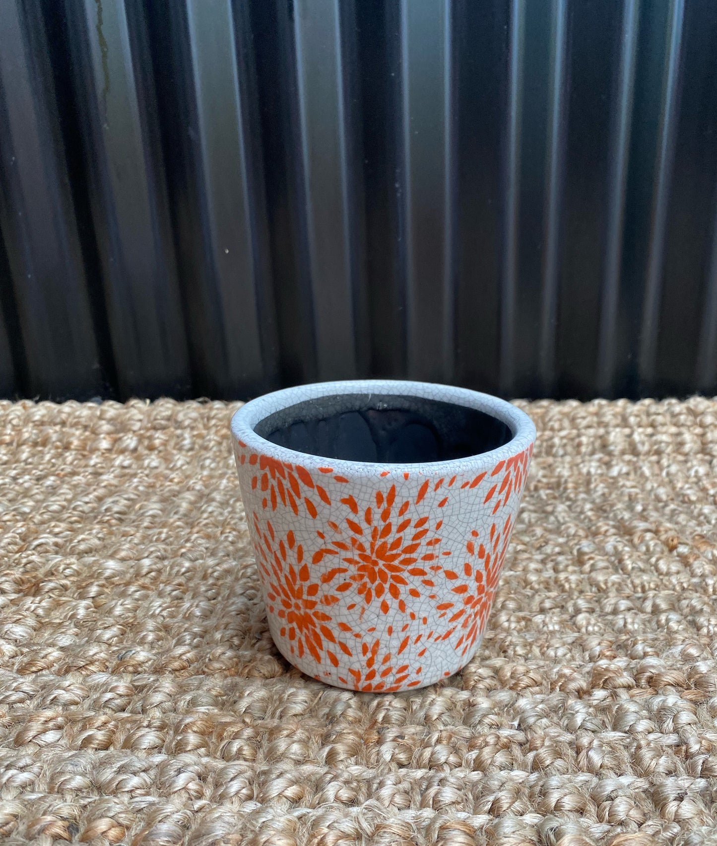 Orange  Burst Med Pot