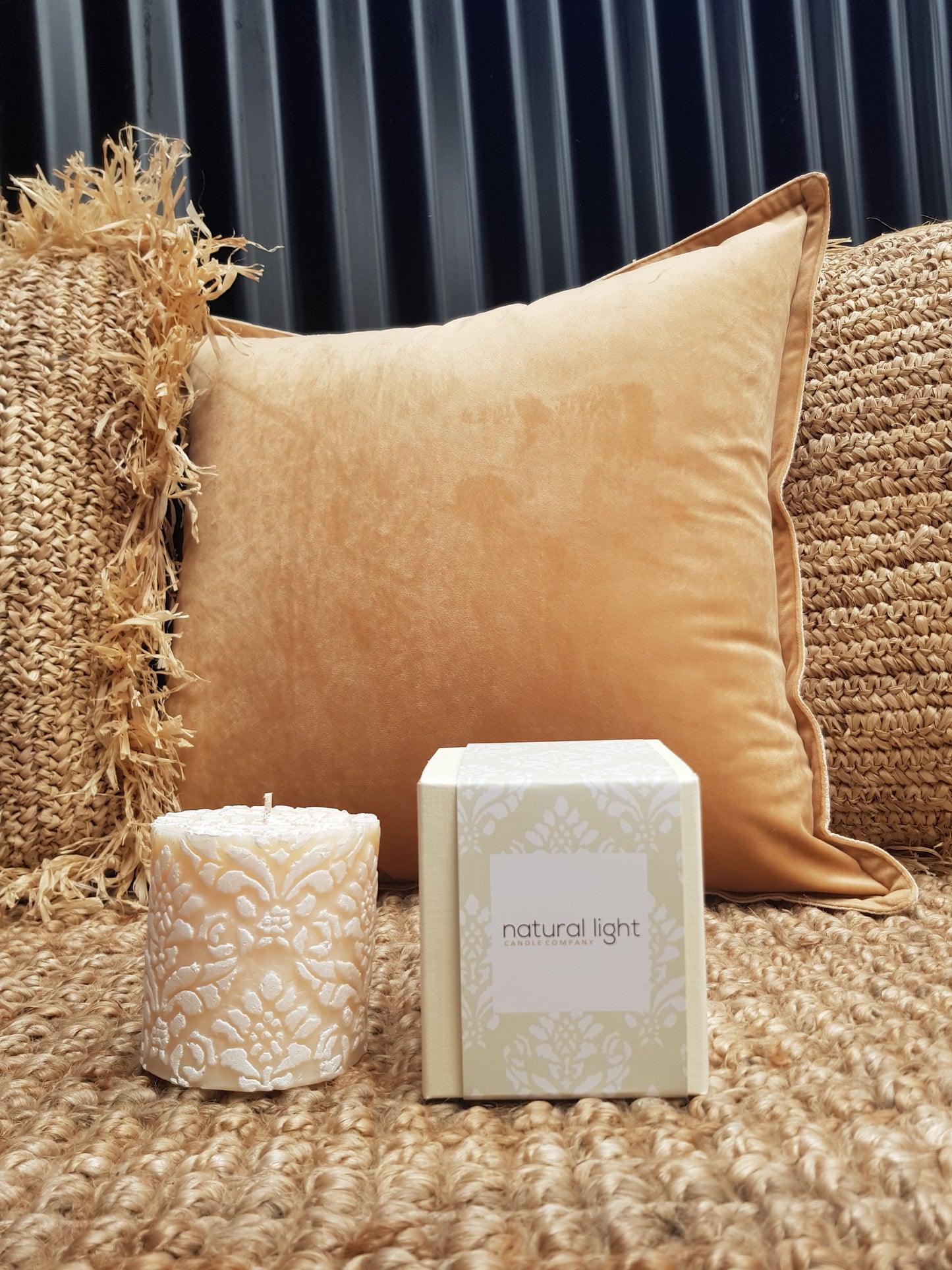 Pineapple Damask 3' Flat