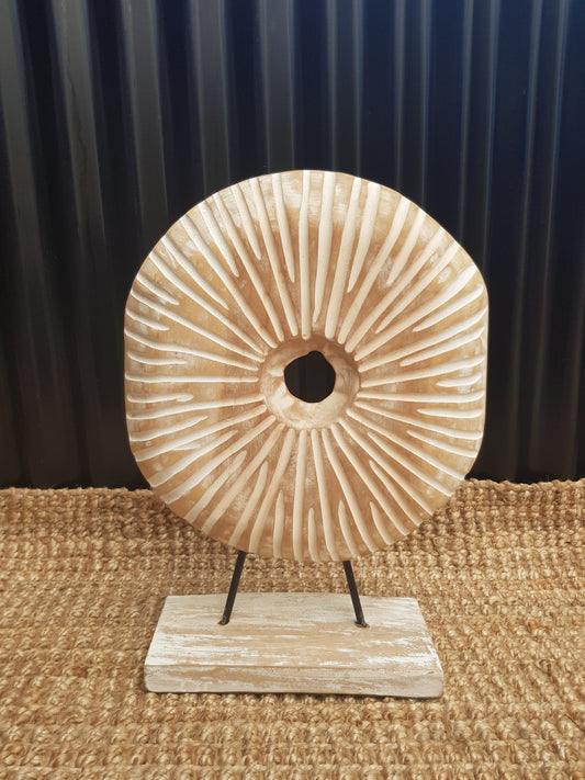 White Garis Decor Stand