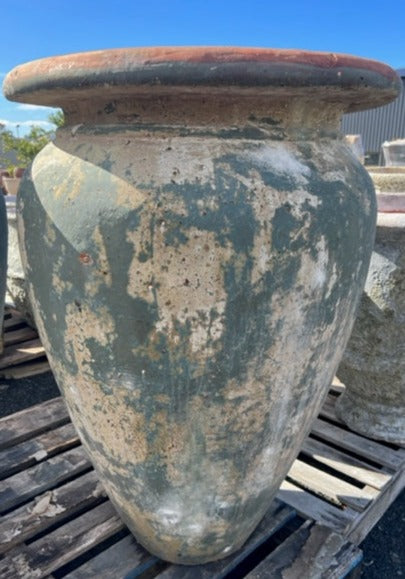 Ancient Flare Urn (green)