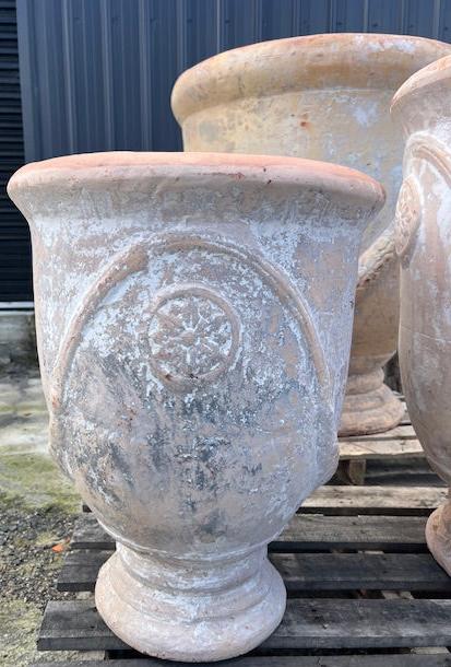 Antique Cream Wash Anduze Urn Small