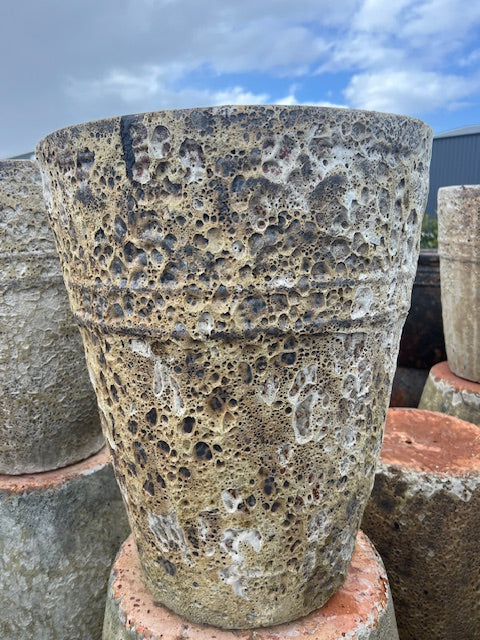 Tall Cone Motive Pot Medium Cream