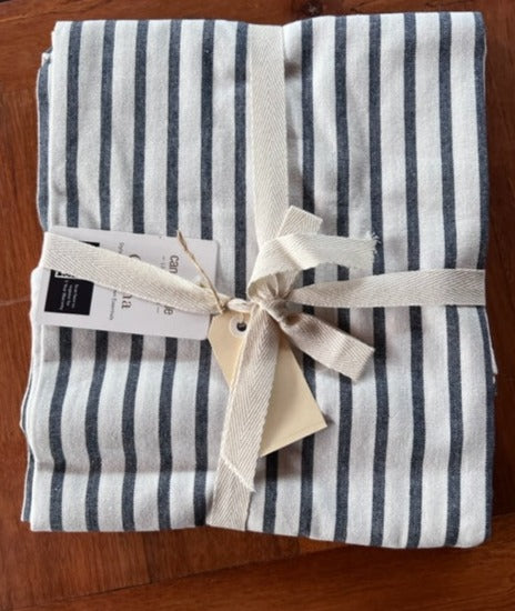 Classico Stripe Round Table Cloth Navy