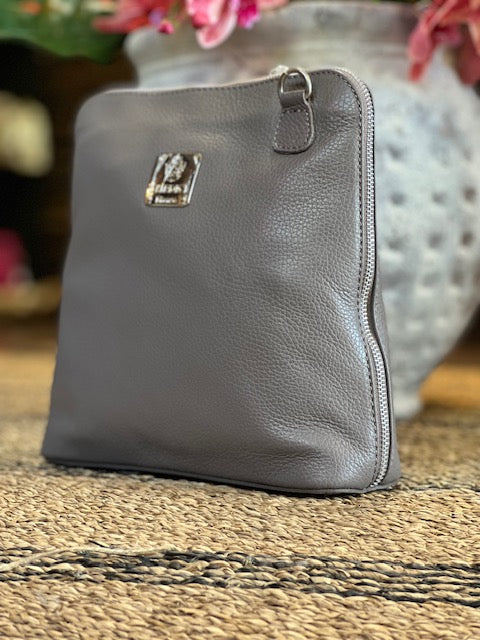 I Medici Leather Handbag Latte