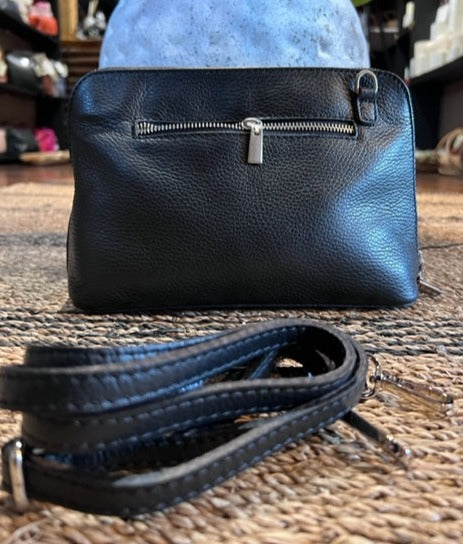 I Medici Leather Handbag Med Black