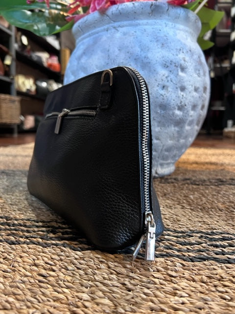 I Medici Leather Handbag Med Black