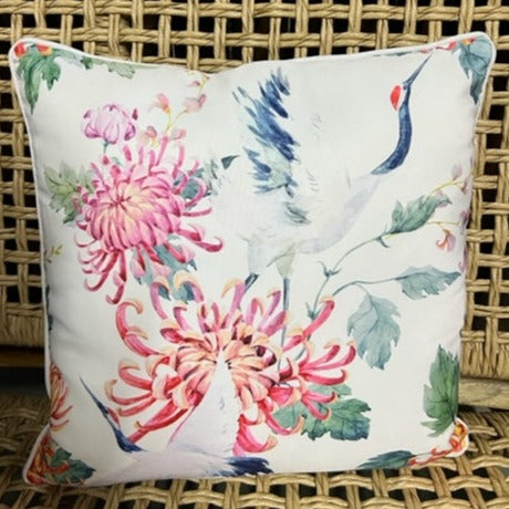 Crane White 45 x 45 cm