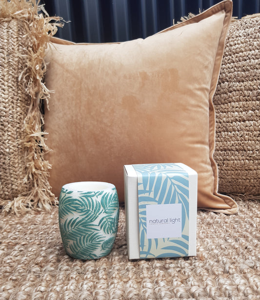 Palm Leaf 4"Hurricane White/Bayberry