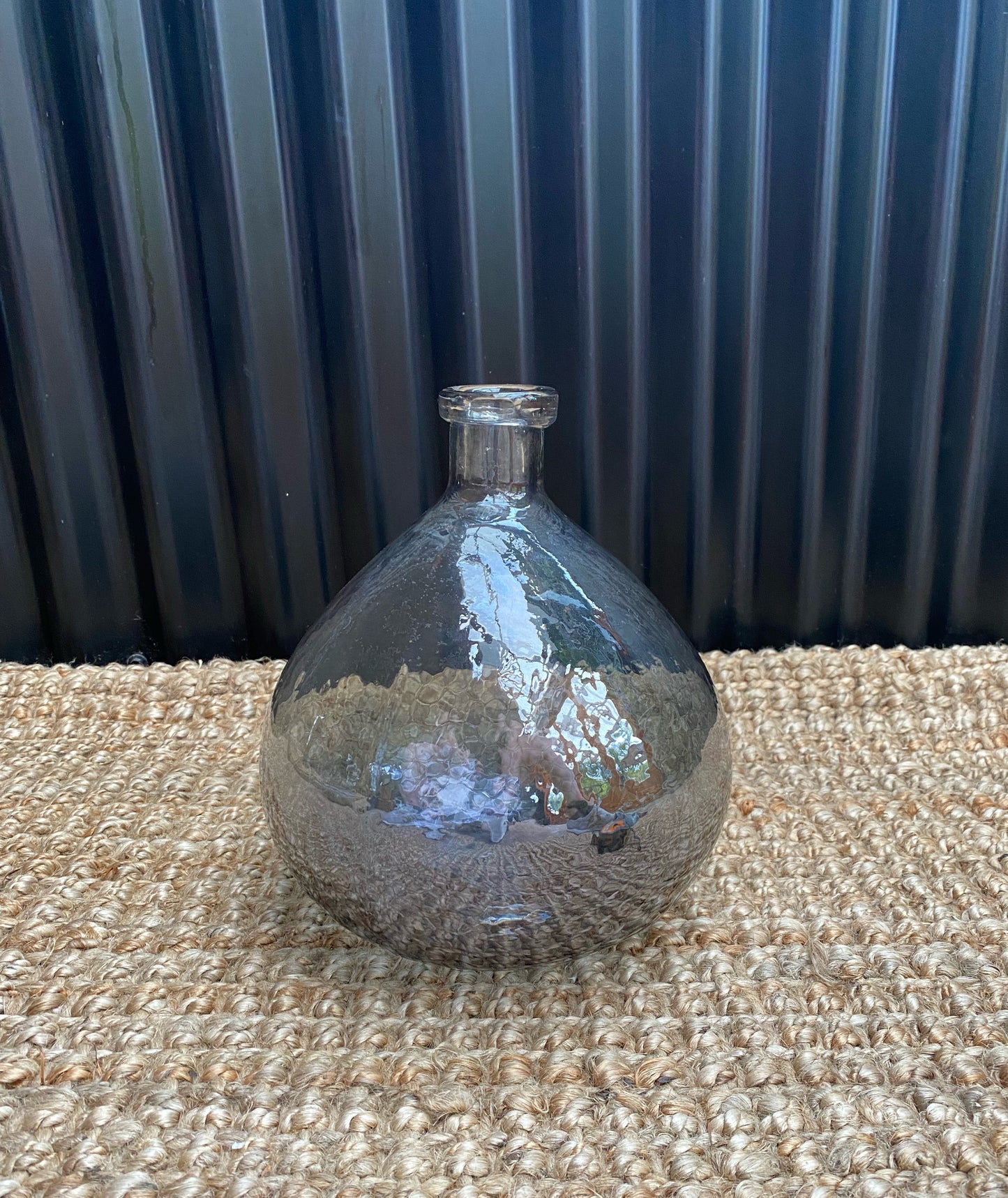 Dali Bottle Grey Glass