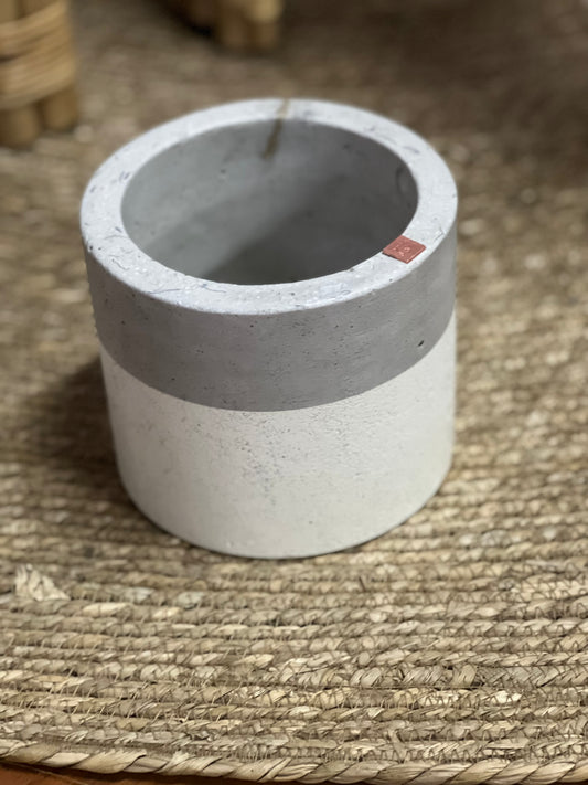 Basic Dip Planter White Bottom Small