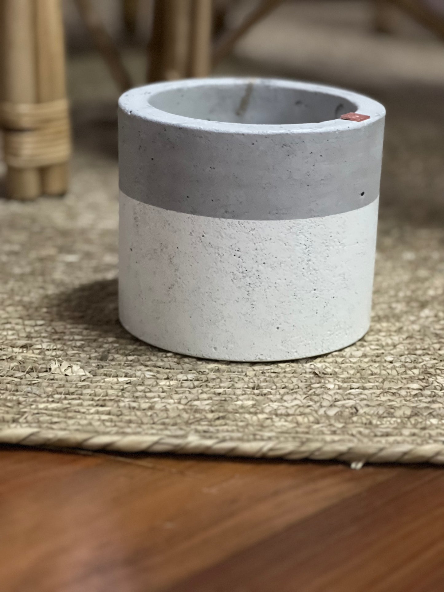 Basic Dip Planter White Bottom Small